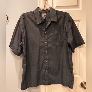 🏄 Quiksilver Mens Button Down Shirt